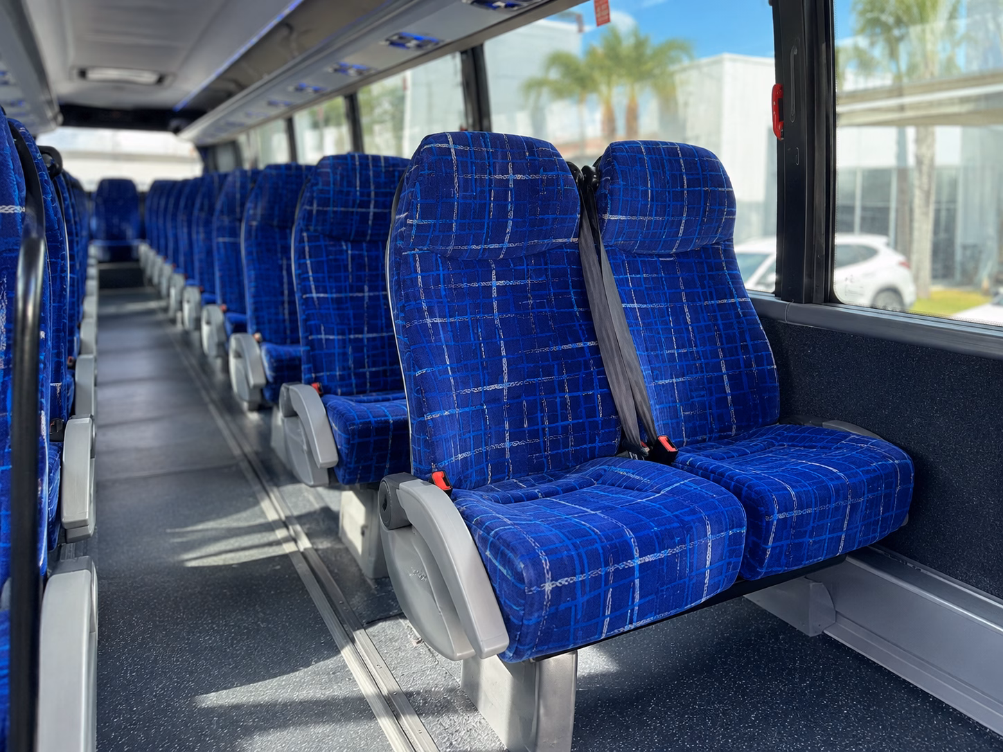 buses to lakers clippers and kings games at crypto com arena