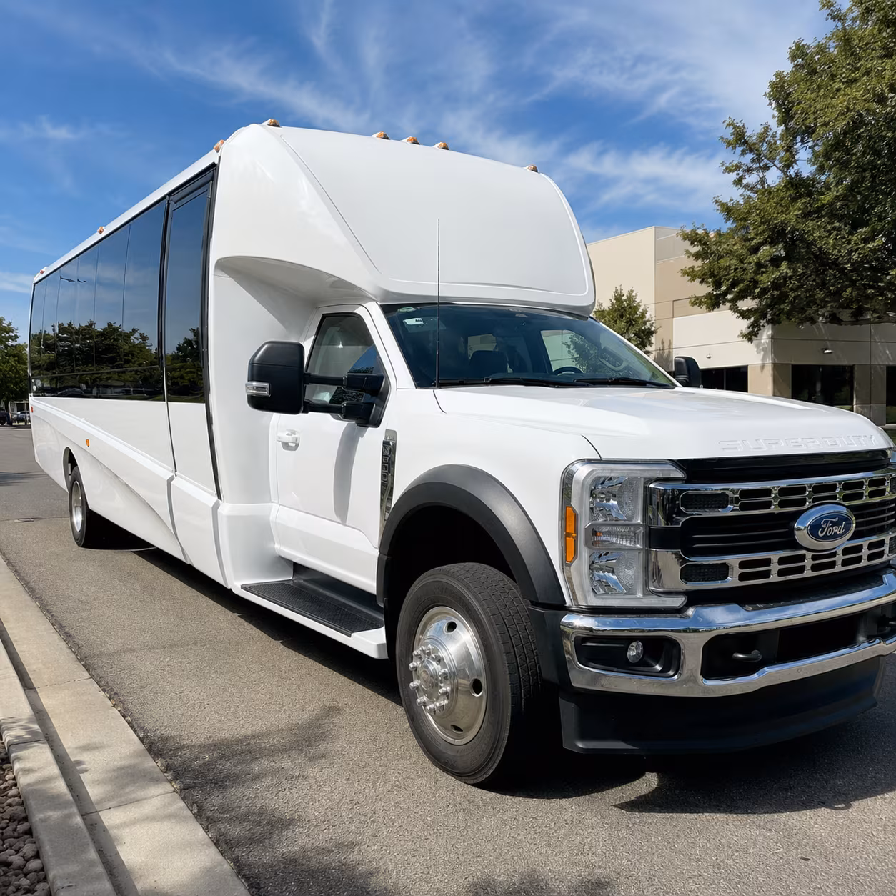 minibuses and charter buses for history field trips to the nixon presidential library